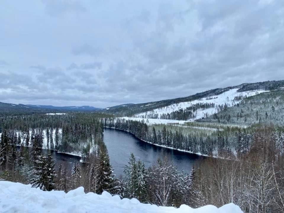 Åsens Vandrarhem Uvboet Älvdalen Exteriör bild