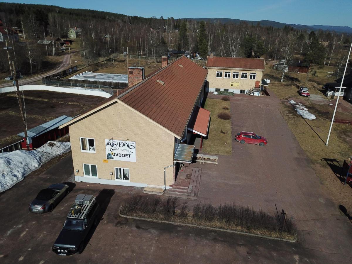 Åsens Vandrarhem Uvboet Älvdalen Exteriör bild